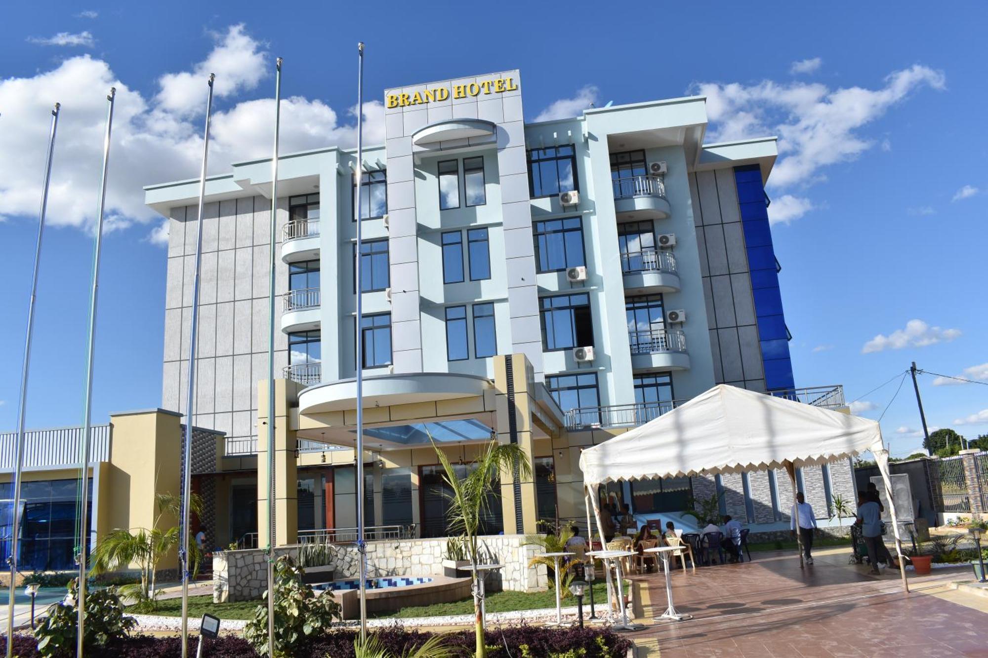 Brand Hotel Додома Экстерьер фото