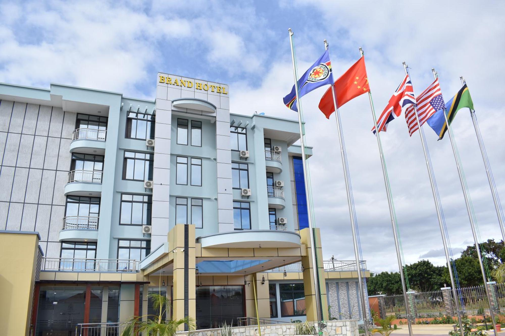 Brand Hotel Додома Экстерьер фото