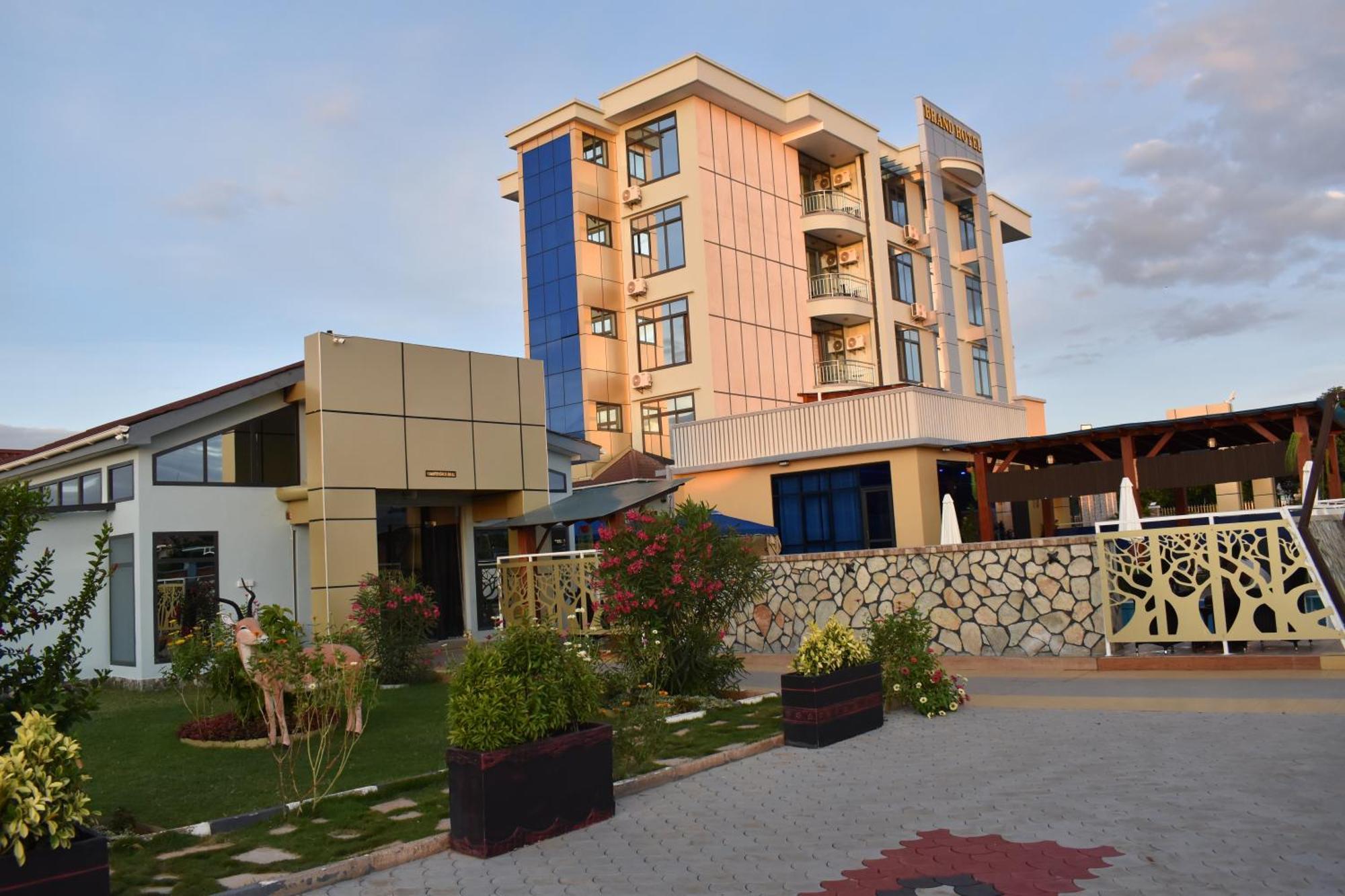 Brand Hotel Додома Экстерьер фото